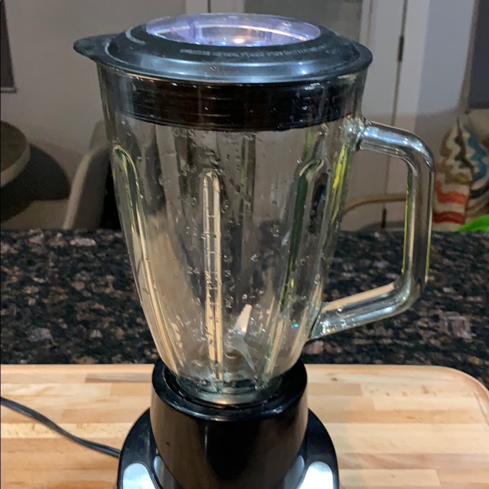 Large  Blender - Picture 9 of 16